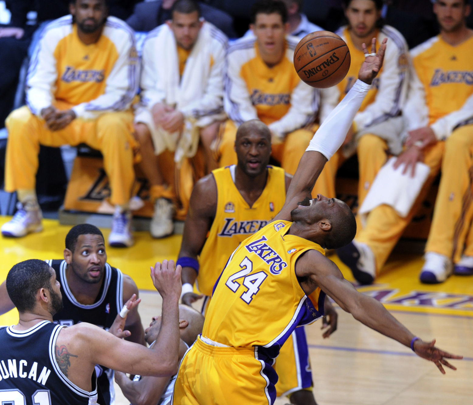 Kobe Bryant, Tim Duncan, Robert Horry, Lamar Odom